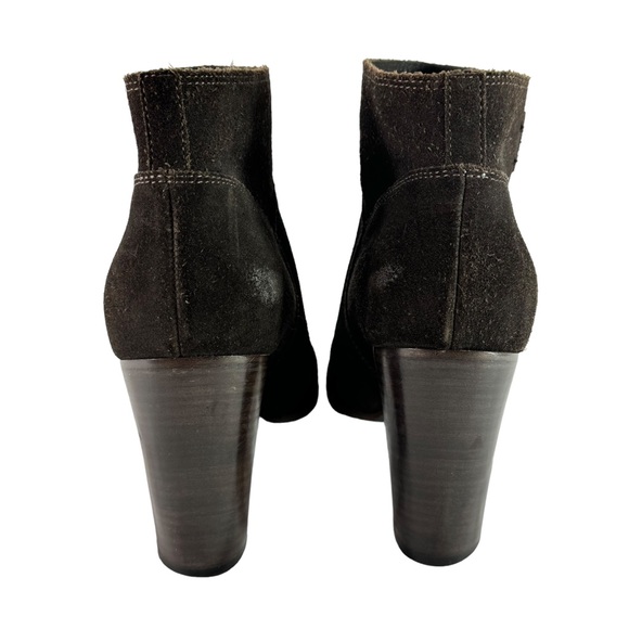 CHANEL Brown Suede CC Ankle Women's Booties Made in Italy Marked as 41 - 11US - Picture 8 of 11